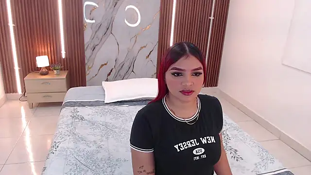 Snapshot of aixa_show chatting on 27, 10, 2025 aixa show online show from 27, 10, 2025