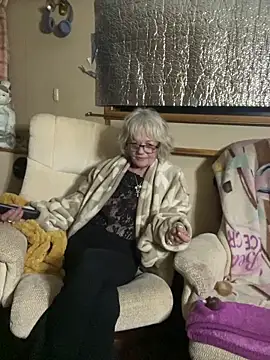 ladyboatlady online show from 16, 3, 2026