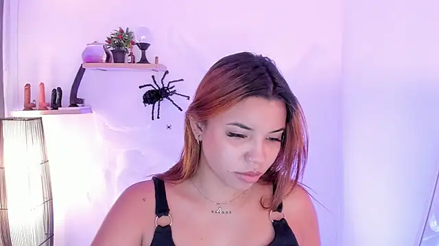 Snapshot of scarlett_enjoy1 chatting on 14, 10, 2025 scarlett enjoy1 online show from 14, 10, 2025