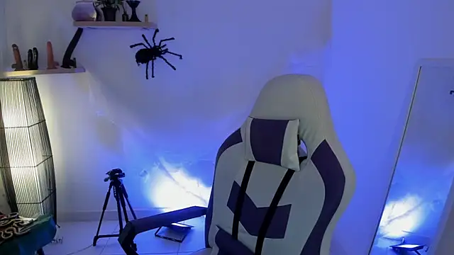 Snapshot of scarlett_enjoy1 chatting on 28, 10, 2025 scarlett enjoy1 online show from 28, 10, 2025