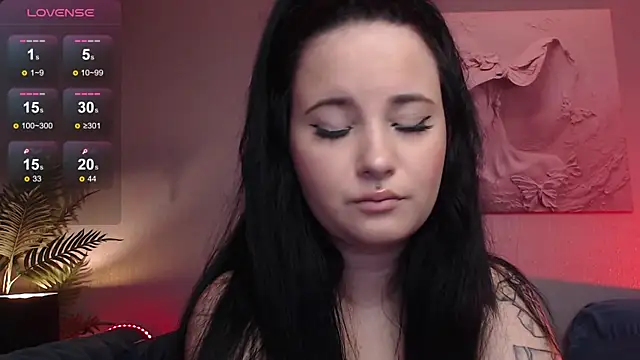 MikaSnake online show from 11, 9, 2025