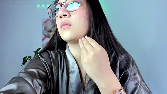 Snapshot of rouse_red chatting on 18, 10, 2025 rouse red online show from 18, 10, 2025