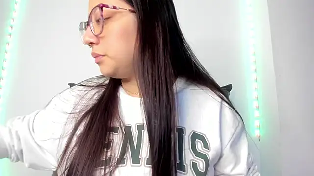 Snapshot of rouse_red chatting on 30, 10, 2025 rouse red online show from 30, 10, 2025