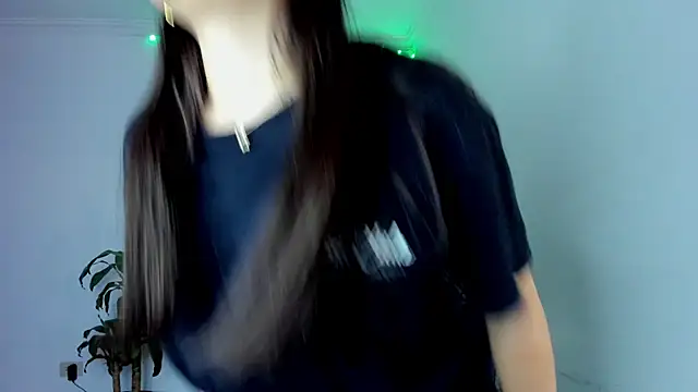 Snapshot of rouse_red chatting on 19, 11, 2025 rouse red online show from 19, 11, 2025