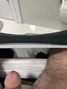 Heros2000 online show from 22, 10, 2025