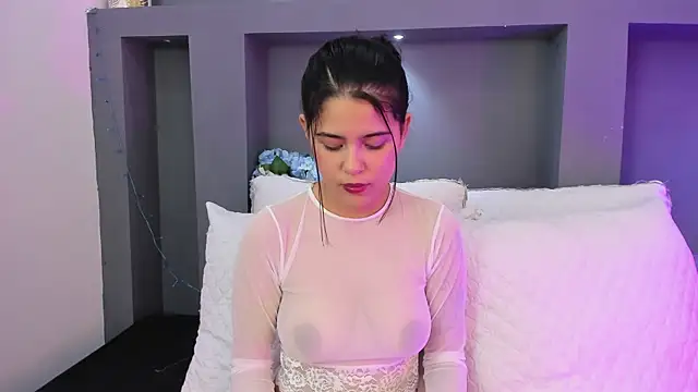 Snapshot of MaiaaCandy chatting on 12, 10, 2025 MaiaaCandy online show from 12, 10, 2025