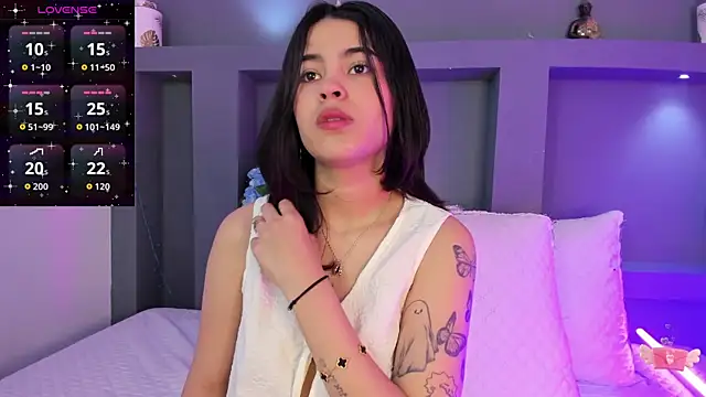 Snapshot of MaiaaCandy chatting on 16, 10, 2025 MaiaaCandy online show from 16, 10, 2025