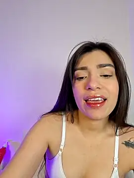 Snapshot of AmaiaSalvatore chatting on 5, 10, 2025 AmaiaSalvatore online show from 5, 10, 2025