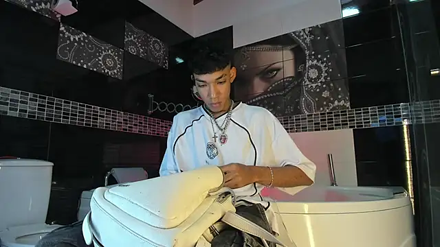 Lucass Blaze online show from 24, 9, 2025