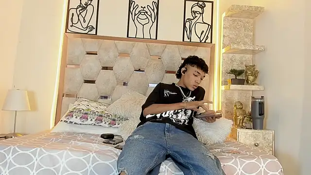 Lucass Blaze online show from 12, 10, 2025