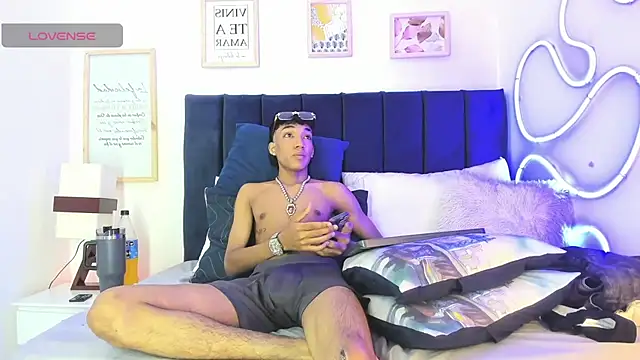 Lucass Blaze online show from 4, 11, 2025