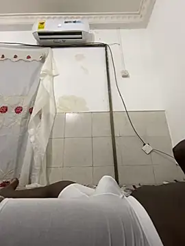 Snapshot of Atta-esi chatting on 18, 11, 2025 Atta-esi online show from 18, 11, 2025