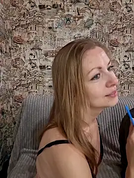 Snapshot of VChelsiV chatting on 10, 9, 2025 VChelsiV online show from 10, 9, 2025