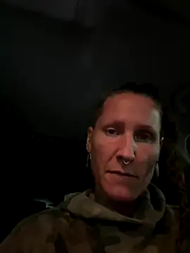 Snapshot of SwingWingWomanSweden chatting on 23, 9, 2025 SwingWingWomanSweden online show from 23, 9, 2025