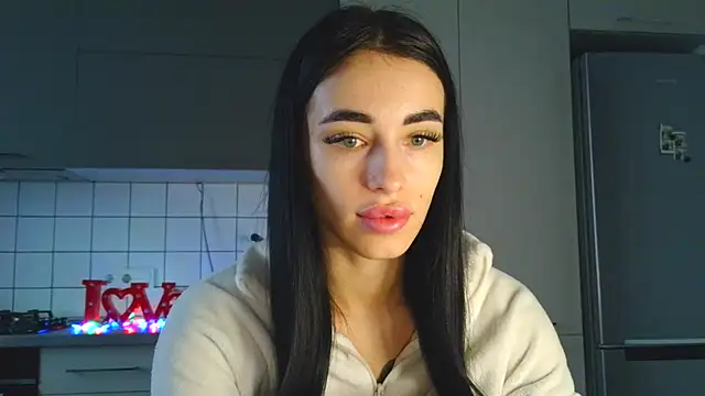 Snapshot of EvaMelnik chatting on 15, 10, 2025 EvaMelnik online show from 15, 10, 2025