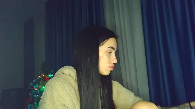 Snapshot of EvaMelnik chatting on 24, 11, 2025 EvaMelnik online show from 24, 11, 2025