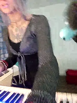 Kaotikkisses online show from 3, 4, 2026