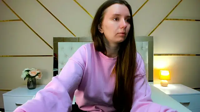 BeatriceAddams online show from 4, 10, 2025