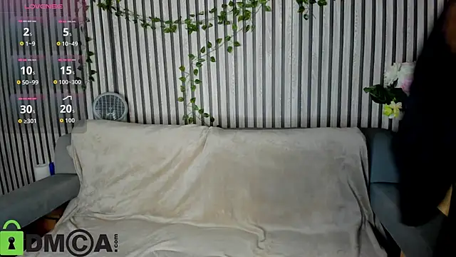 Snapshot of Agnes_Wells chatting on 15, 11, 2025 Agnes Wells online show from 15, 11, 2025