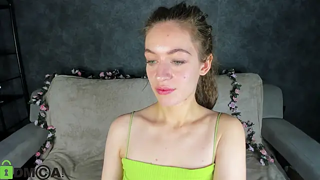 Snapshot of Agnes_Wells chatting on 17, 11, 2025 Agnes Wells online show from 17, 11, 2025