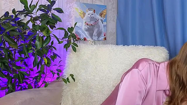 evashiny  online show from 12, 11, 2025