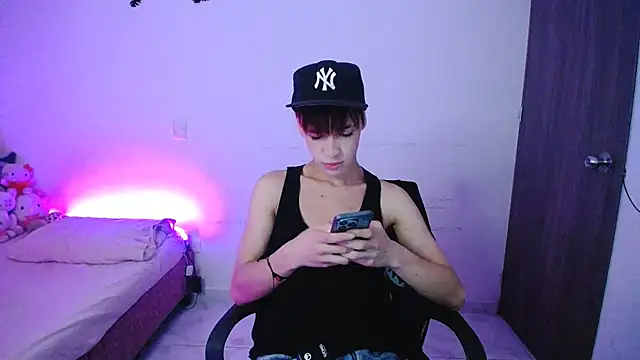 Snapshot of lucky_stricke chatting on 2, 12, 2025 lucky stricke online show from 2, 12, 2025