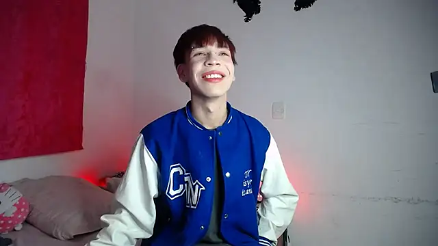 Snapshot of lucky_stricke chatting on 5, 12, 2025 lucky stricke online show from 5, 12, 2025