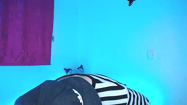 Snapshot of lucky_stricke chatting on 14, 12, 2025 lucky stricke online show from 14, 12, 2025