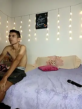 Snapshot of matt_arii chatting on 23, 10, 2025 matt arii online show from 23, 10, 2025