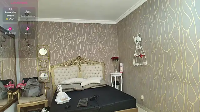 Snapshot of katybrownss chatting on 20, 10, 2025 katybrownss online show from 20, 10, 2025