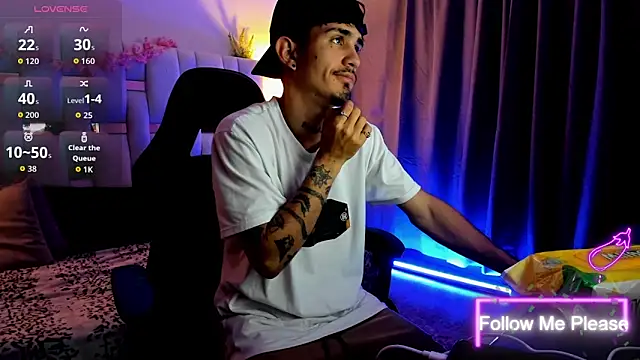 Snapshot of nextboywell1 chatting on 12, 3, 2026 nextboywell1 online show from 12, 3, 2026