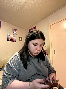 Kemeli008 online show from 6, 11, 2025