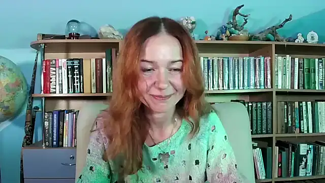 Snapshot of Foxilady357 chatting on 25, 11, 2025 Foxilady357 online show from 25, 11, 2025