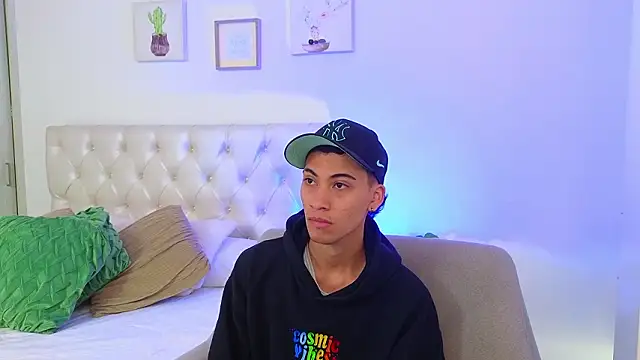 yulian vasquez online show from 3, 2, 2026