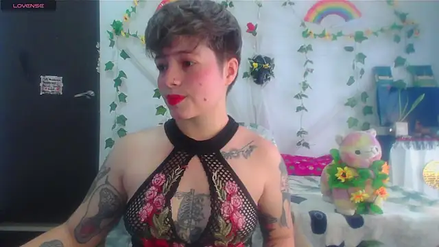 Snapshot of Mitsuha_gate chatting on 17, 1, 2026 Mitsuha gate online show from 17, 1, 2026