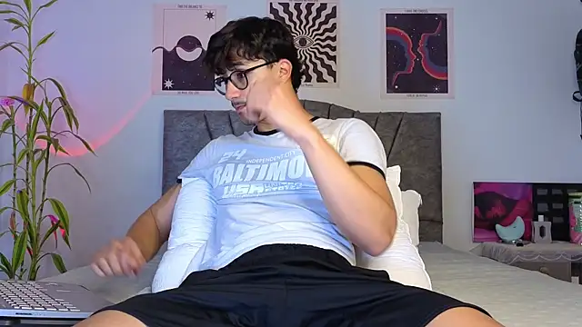 LatinReall online show from 5, 12, 2025