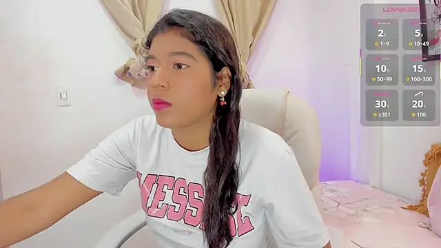 andrea sanchezz online show from 5, 11, 2025