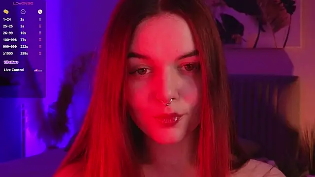 BellaDevile  online show from 28, 9, 2025