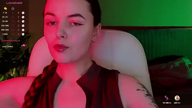 BellaDevile  online show from 5, 10, 2025