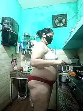 Snapshot of Kaja1919 chatting on 3, 10, 2025 Kaja1919 online show from 3, 10, 2025