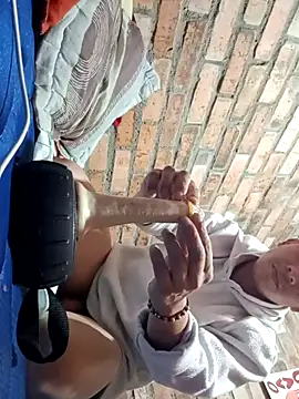 Snapshot of GaaraDiaz chatting on 25, 9, 2025 GaaraDiaz online show from 25, 9, 2025