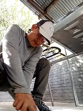 Snapshot of GaaraDiaz chatting on 6, 10, 2025 GaaraDiaz online show from 6, 10, 2025