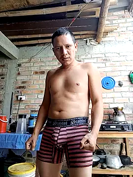 Snapshot of GaaraDiaz chatting on 31, 10, 2025 GaaraDiaz online show from 31, 10, 2025