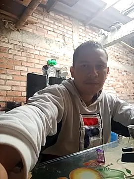 Snapshot of GaaraDiaz chatting on 5, 11, 2025 GaaraDiaz online show from 5, 11, 2025