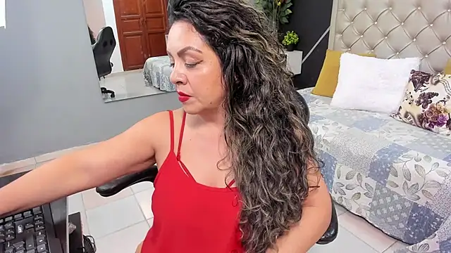 kris milff online show from 15, 10, 2025