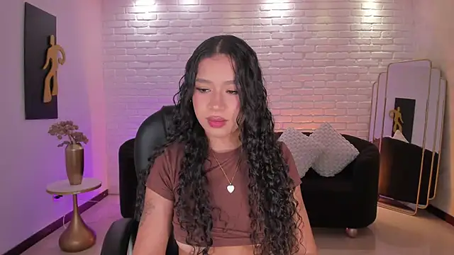 SophieHouston  online show from 18, 12, 2025