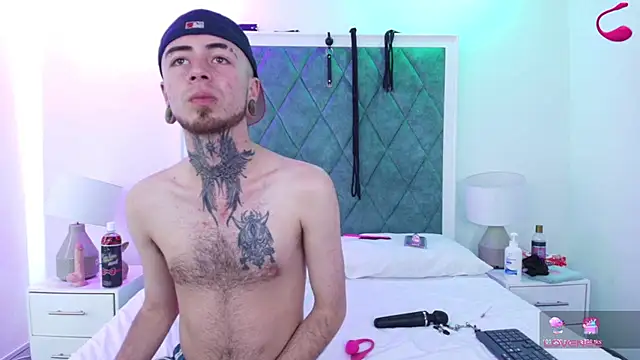 Asha zuri and adam online show from 5, 12, 2025