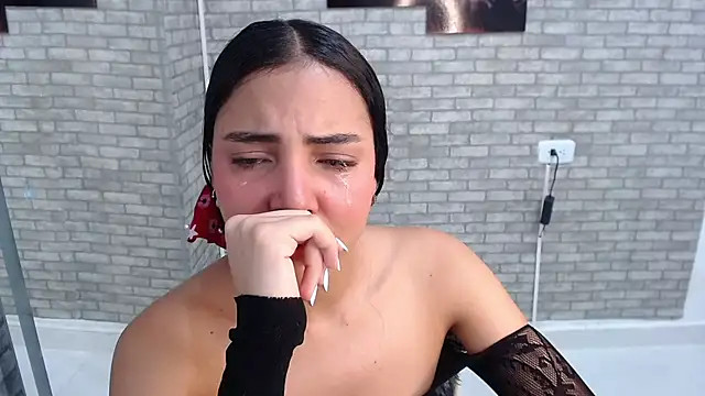 Karla Duran online show from 4, 10, 2025