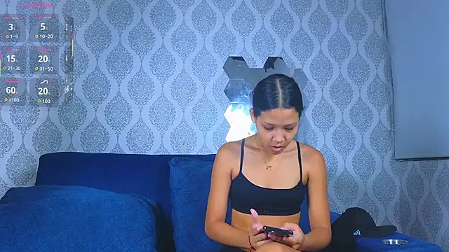 Snapshot of Hotcouple_222 chatting on 12, 10, 2025 Hotcouple 222 online show from 12, 10, 2025