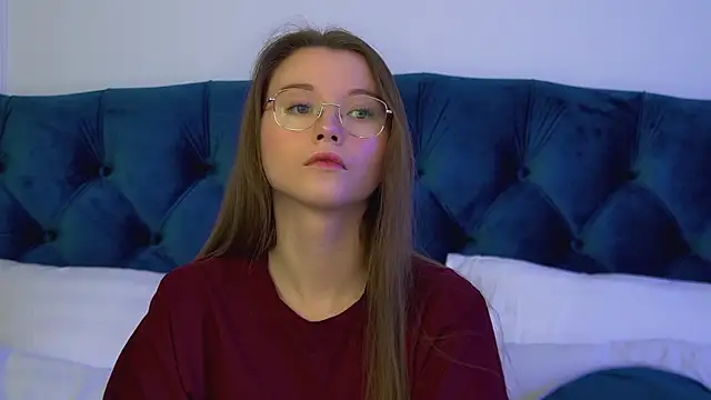 KeiraAsti online show from 24, 2, 2026